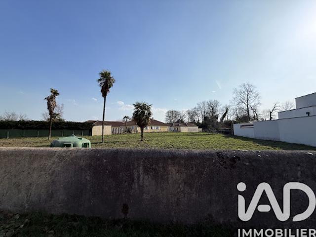 Vente Terrain 2065 m2 Lescar