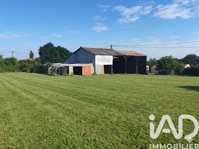 Vente Terrain 2165 m2 Essarts en Bocage