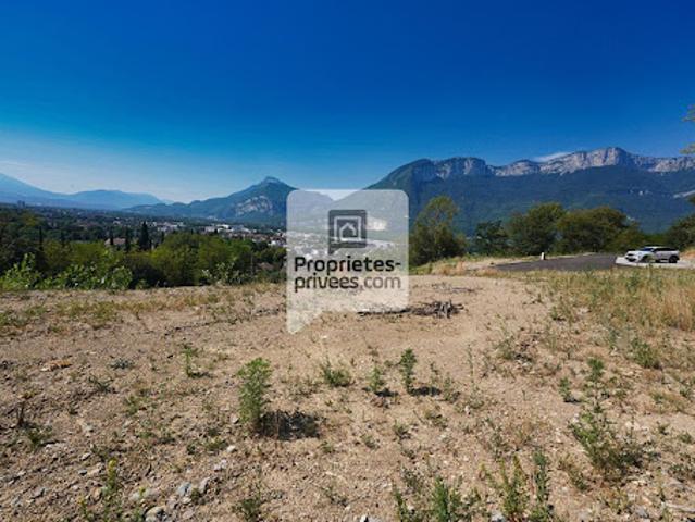 Vente Terrain 2185 m2 Fontanil Cornillon