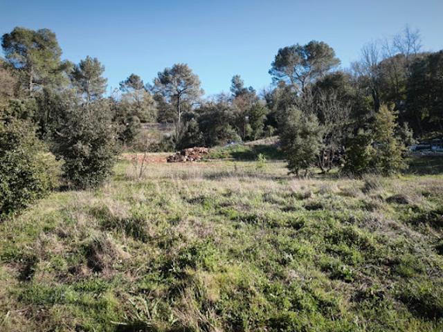 Vente Terrain 2277 m2 Flassans sur Issole