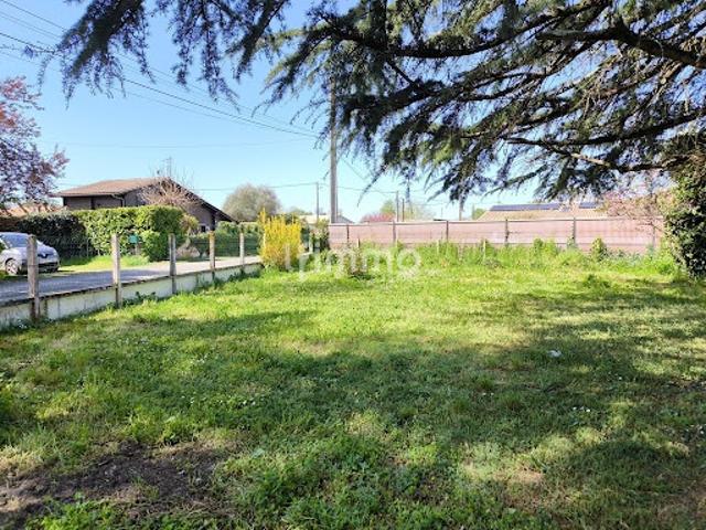 Vente Terrain 2330 m2 Cezac