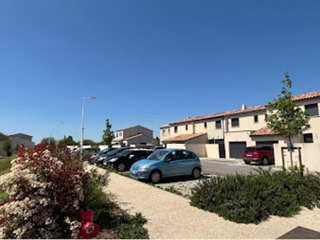 Vente Terrain 235 m2 Redessan