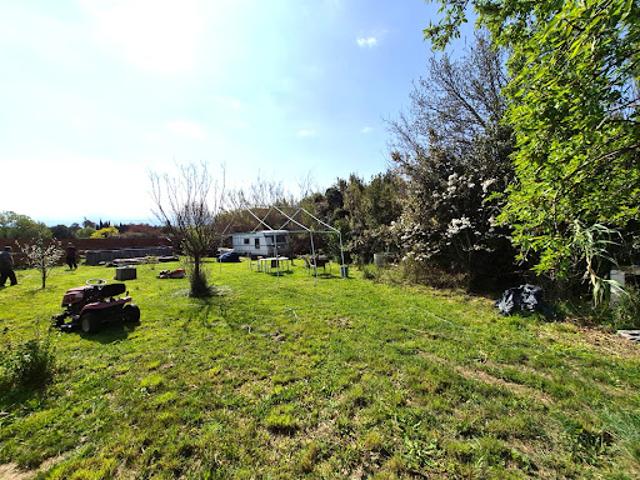 Vente Terrain 2389 m2 Bages