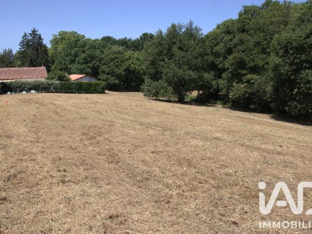 Vente Terrain 2 827 m²