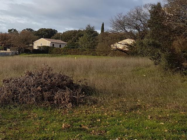 Vente Terrain 350 m2 Montagnac