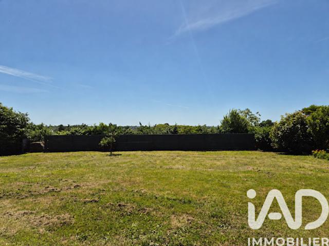 Vente Terrain 352 m2 Saint Etienne de Montluc