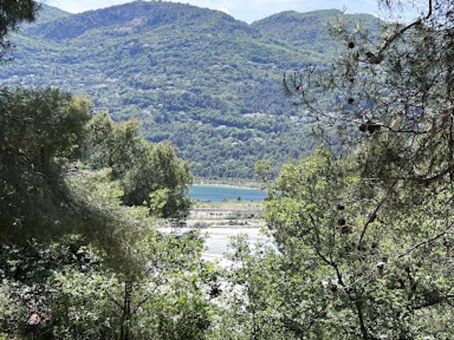 Vente Terrain 3720 m2 La Roquette sur Var