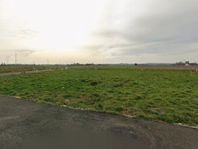 Vente Terrain 385 m2 Staple