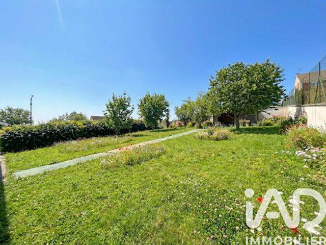 Vente Terrain 386 m2 Linas