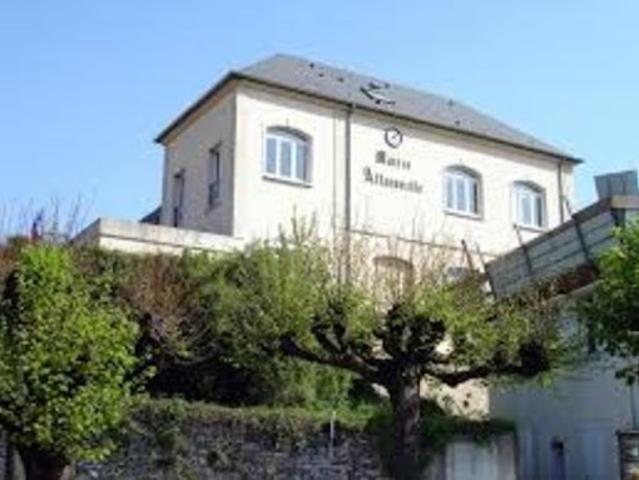 Vente Terrain 303 m2 Attainville