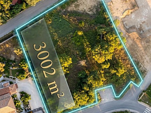 Vente Terrain 3002 m2 Nimes