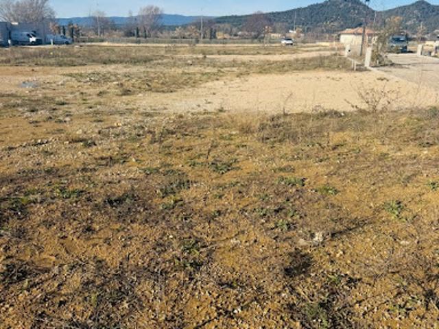 Vente Terrain 300 m2 Peyrolles en Provence