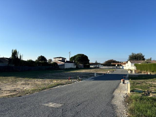 Vente Terrain 317 m2 Landrais