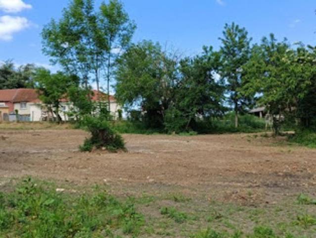 Vente Terrain 3182 m2 Sermérieu
