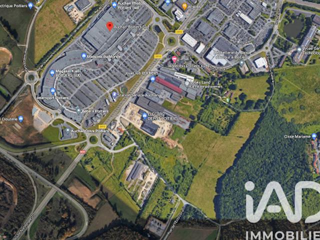 Vente Terrain 32000 m2 Croutelle