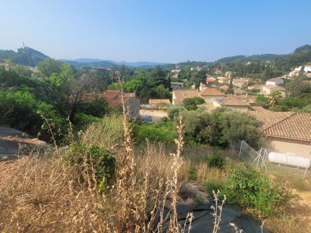 Vente Terrain 329 m2 Roquevaire