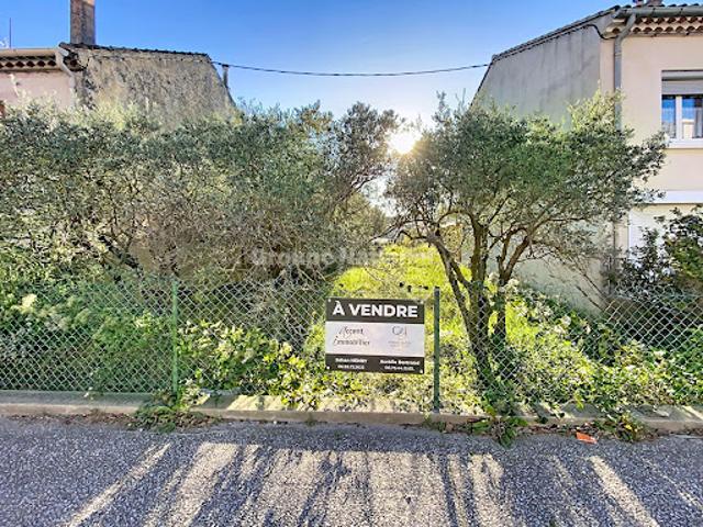 Vente Terrain 330 m2 Cheval Blanc