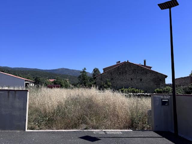 Vente Terrain 330 m2 Prades