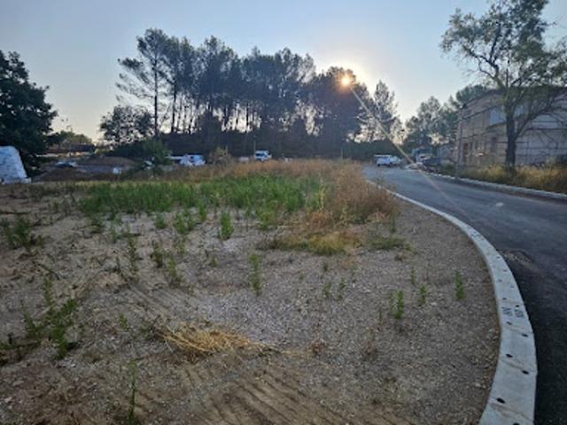 Vente Terrain 444 m2 Peynier