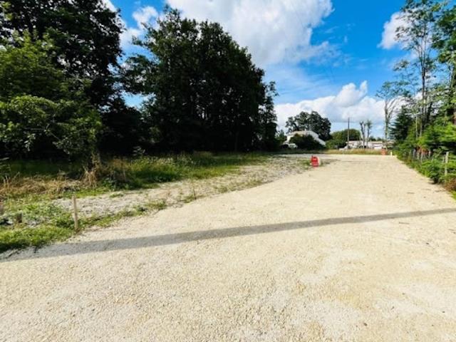 Vente Terrain 451 m2 Breuillet
