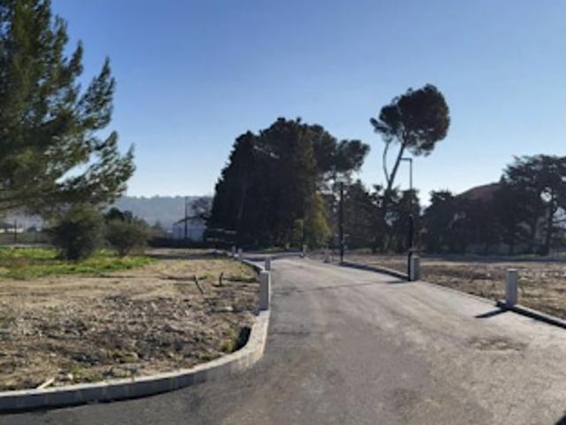 Vente Terrain 455 m2 Domazan