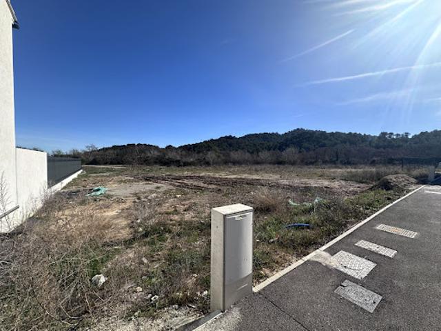 Vente Terrain 456 m2 Le Puy Sainte Réparade