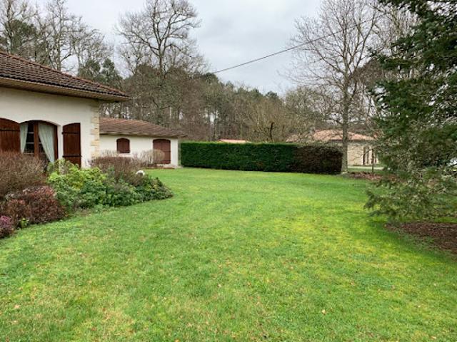 Vente Terrain 470 m2 Abzac