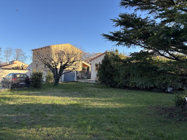 Vente Terrain 494 m2 Pélissanne