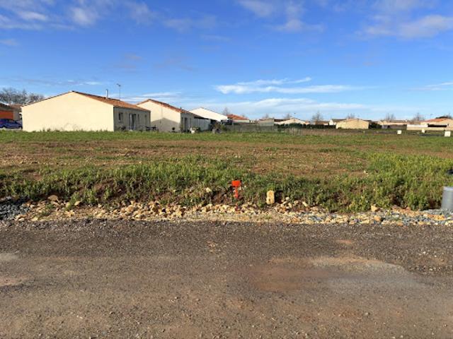 Vente Terrain 400 m2 Luçon