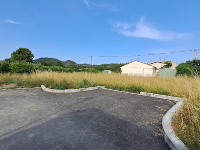 Vente Terrain 402 m2 Laragne Montéglin