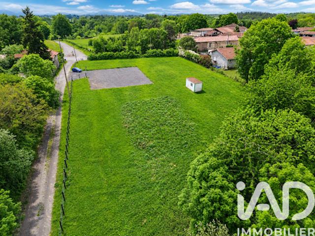 Vente Terrain 4237 m2 Le Cuing