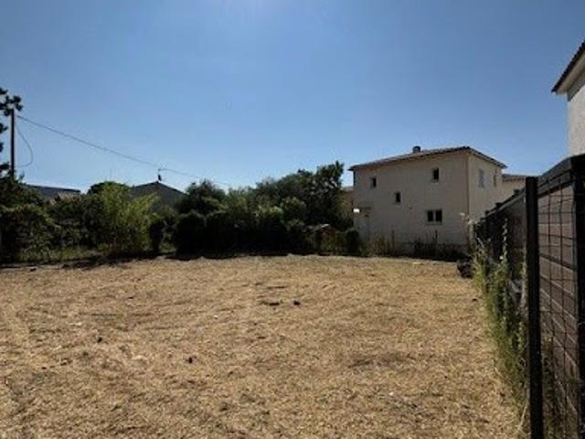 Vente Terrain 424 m2 Pélissanne