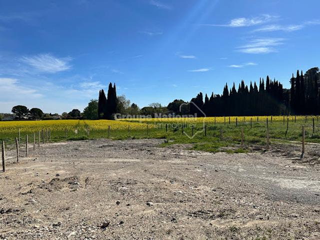 Vente Terrain 438 m2 Saint Etienne du Grès