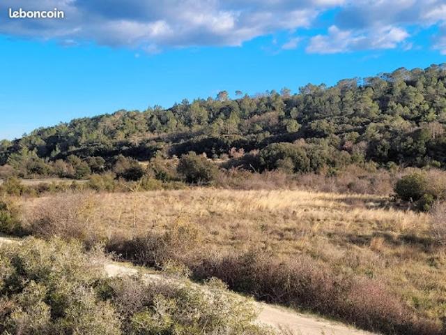 Vente Terrain 5470 m2 Fons