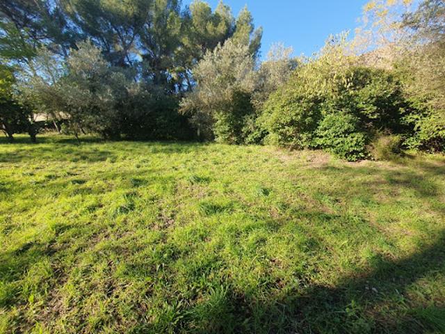 Vente Terrain 553 m2 Nimes