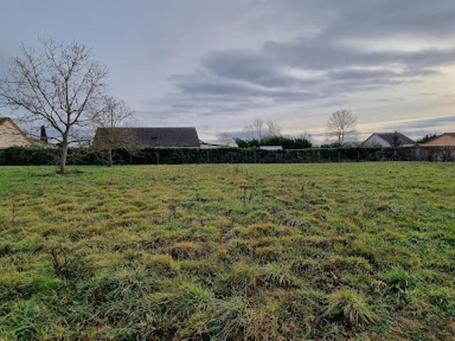Vente Terrain 579 m2 Vendat