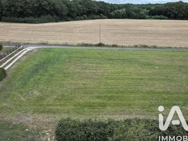 Vente Terrain 592 m2 Crotelles