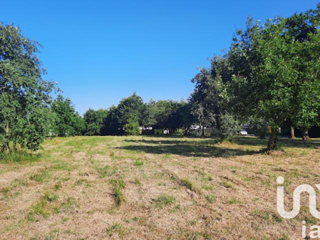 Vente Terrain 520 m2 Saint Etienne de Montluc