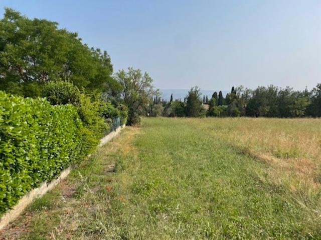 Vente Terrain 521 m2 Alleins
