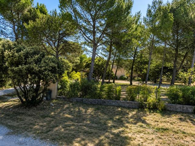 Vente Terrain 528 m2 Lambesc