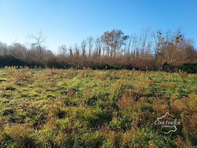 Vente Terrain 648 m2 Landiras