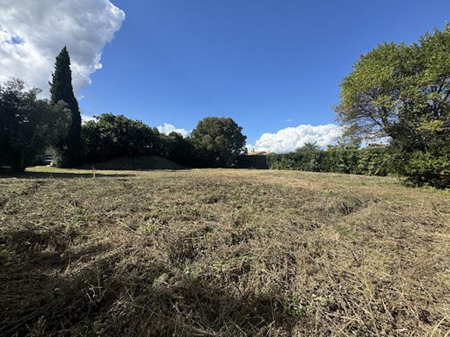 Vente Terrain 651 m2 Maillane