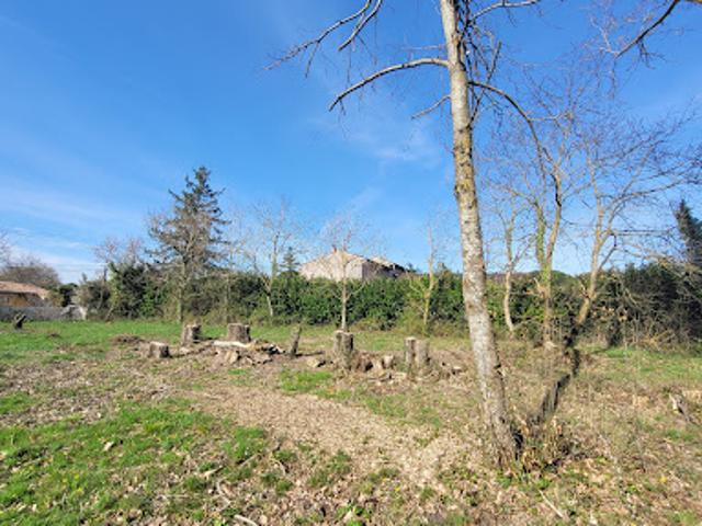 Vente Terrain 680 m2 Baziège