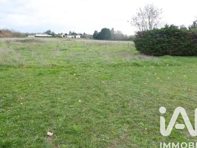 Vente Terrain 697 m2 Villemade