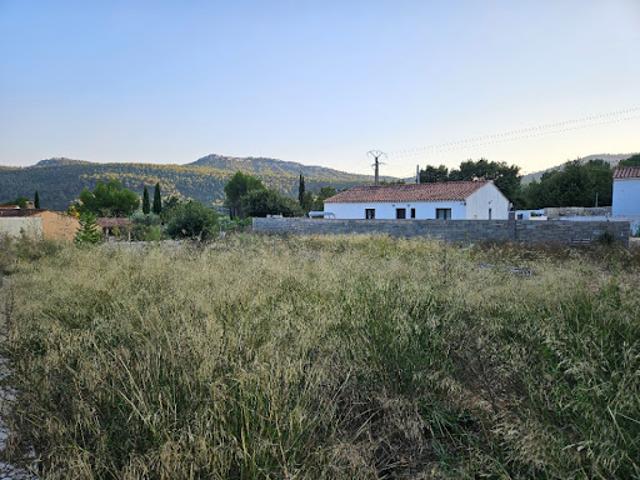 Vente Terrain 695 m2 Cuges les Pins
