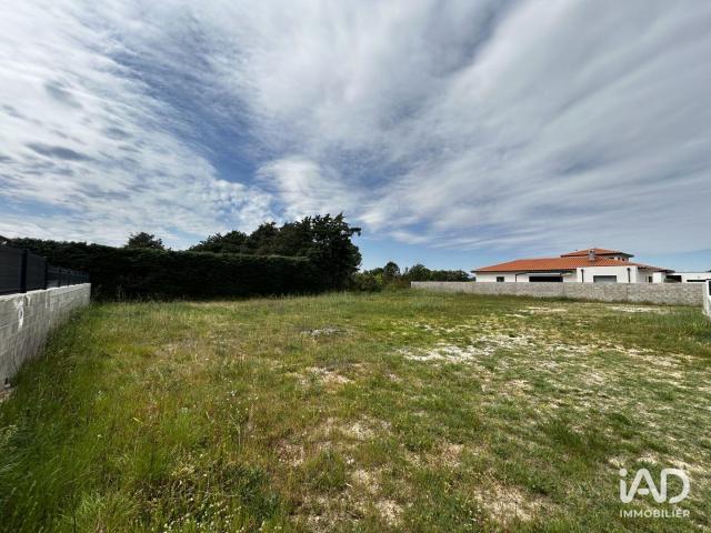 Vente Terrain 698 m²