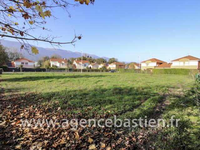 Vente Terrain 601 m2 Saint Genis Pouilly