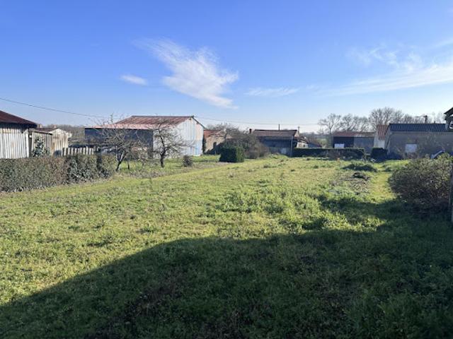 Vente Terrain 604 m2 Pont Saint Martin