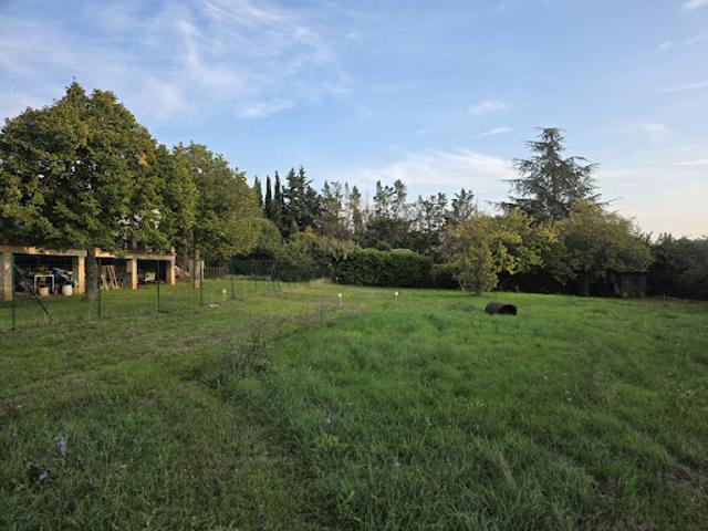 Vente Terrain 605 m2 Eguilles