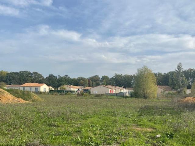 Vente Terrain 605 m2 Fontaine Française